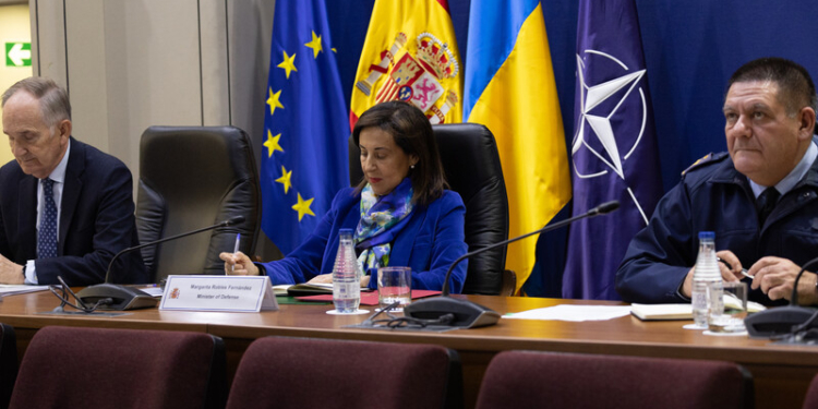 Іспанія доправила в Україну медикаменти і хірургічні інструменти для польового шпиталю