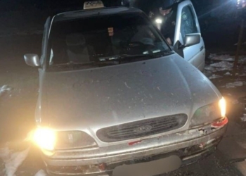 В Новому Бузі водій залишив під магазином авто з ключами. П’яний пішохід вирішив під’їхати (ФОТО)