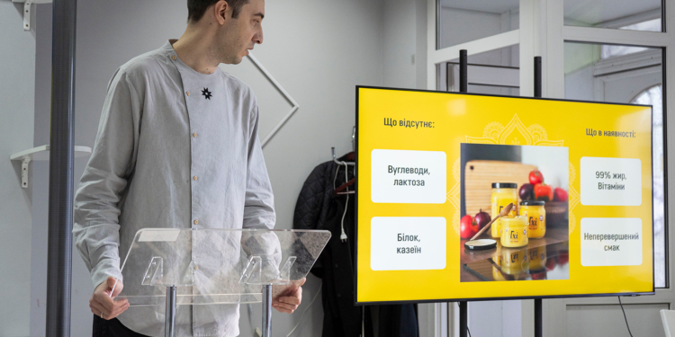 У Миколаєві четверо підприємців-новачків отримають до 180 тисяч гривень на власну справу (ФОТО)