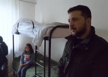 В Одесі Зеленський зустрівся з переселенцями (ВІДЕО)