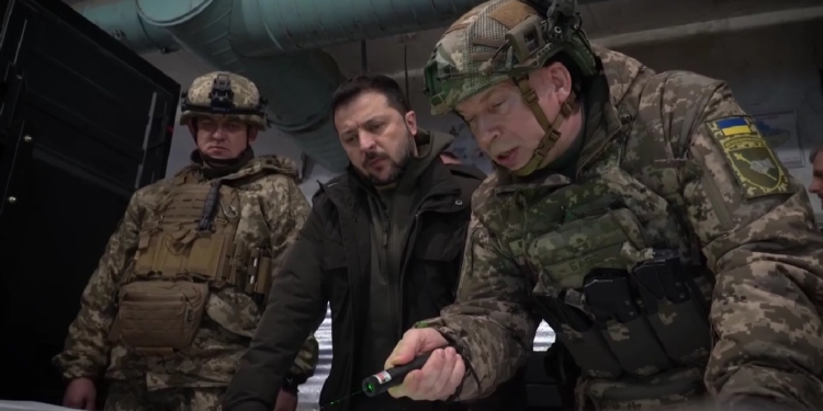 Сьогодні Зеленський на Харківщині: відвідав та нагородив бійців Куп’янському напрямку (ВІДЕО)