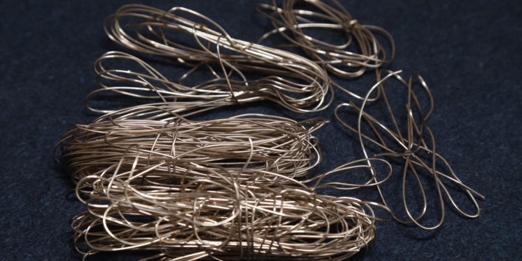 Загублені скарби. Міноборони знайшло на своїх складах 1,4 кг золота на 3,5 млн. грн. (ФОТО)