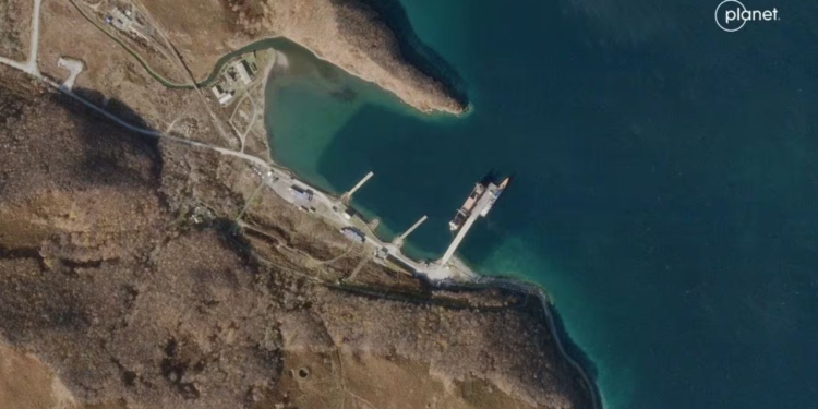 З КНДР в РФ пішло близько 2 тис. контейнерів зі зброєю, – розвідка США