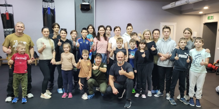 У Миколаєві стартував авторський курс безпеки для дітей та їх батьків (ФОТО, ВІДЕО)