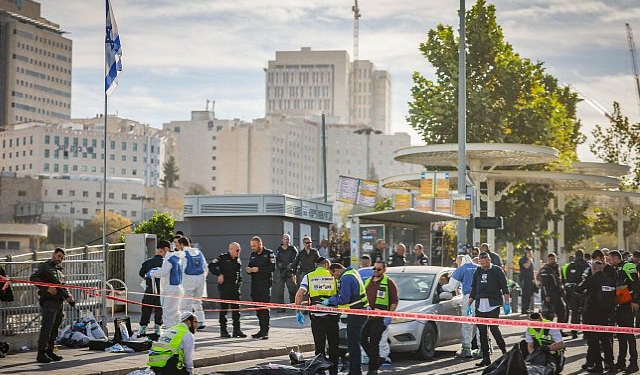 Теракт в Єрусалимі – 2 вбитих, 7 поранених (ФОТО)