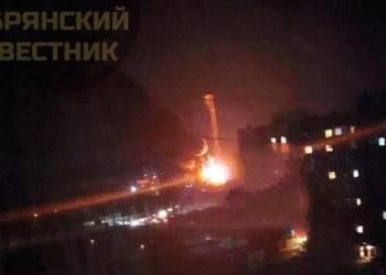 В Брянску повідомляють про вбухи на складі безпілотників (ФОТО)