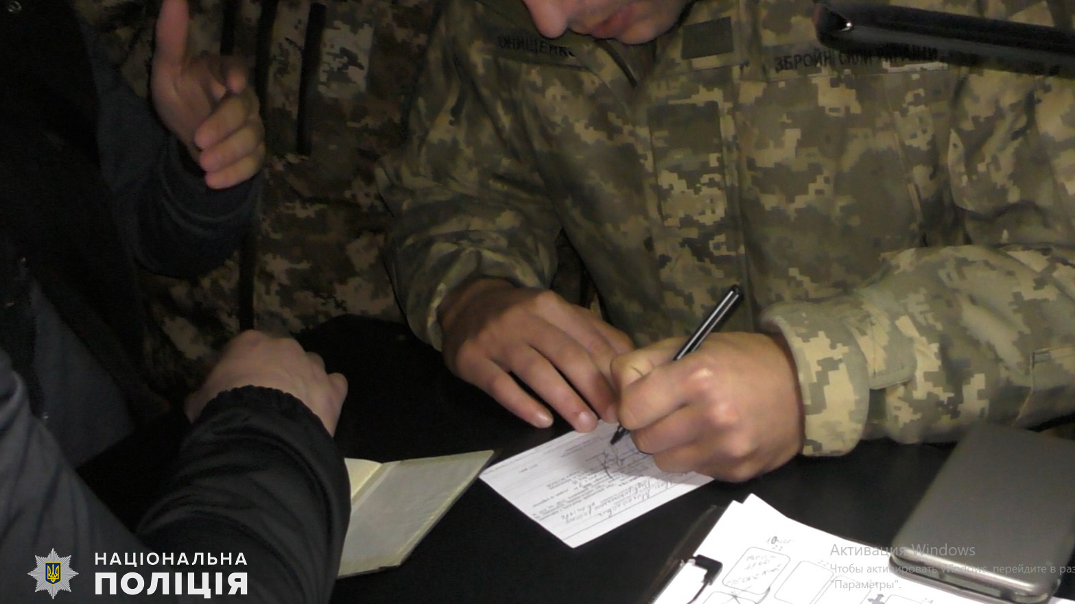 В Миколаєві порушникам комендантської години вручали повістки (ФОТО)
