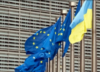 Для прискорення реформ. В ЄС хочуть направити в Київ “своїх людей” – для роботи в “органах влади”