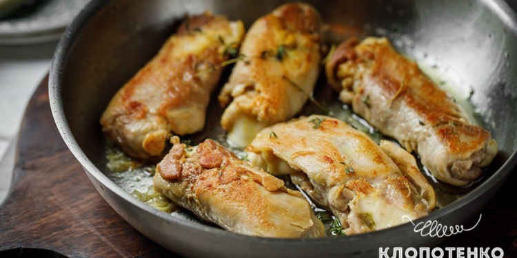 Крученики з куркою. Приготуйте це дітям – Клопотенко рекомендує (ФОТО)