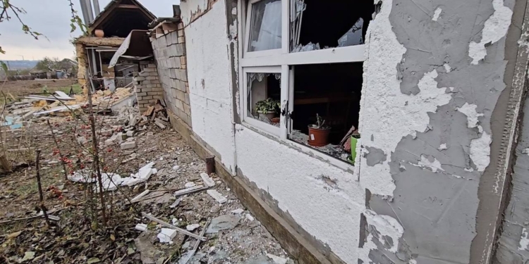 Ворог касетними снарядами обстріляв Чорнобаївку – 3 загиблих, 5 поранених (ФОТО)