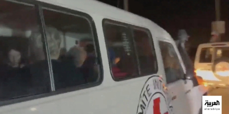 ХАМАС звільнив першу групу заручників