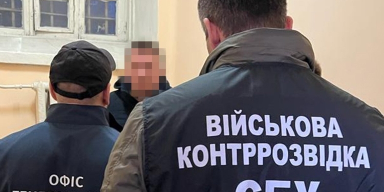 СБУ викрила колишнього заступника Міністра оборони України на розтраті майже 1 млрд грн. при закупівлі неякісної військової форми