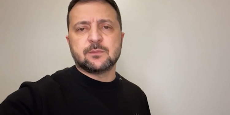 Зеленський звільнив командувача медсил ЗСУ (ВІДЕО)