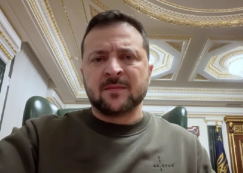 «Хай у Росії не сумніваються: всі, від терористів до пропагандистів терору, відповідатимуть» – Зеленський подякував партнерам і воїнам, які особливо відзначились (ВІДЕО)