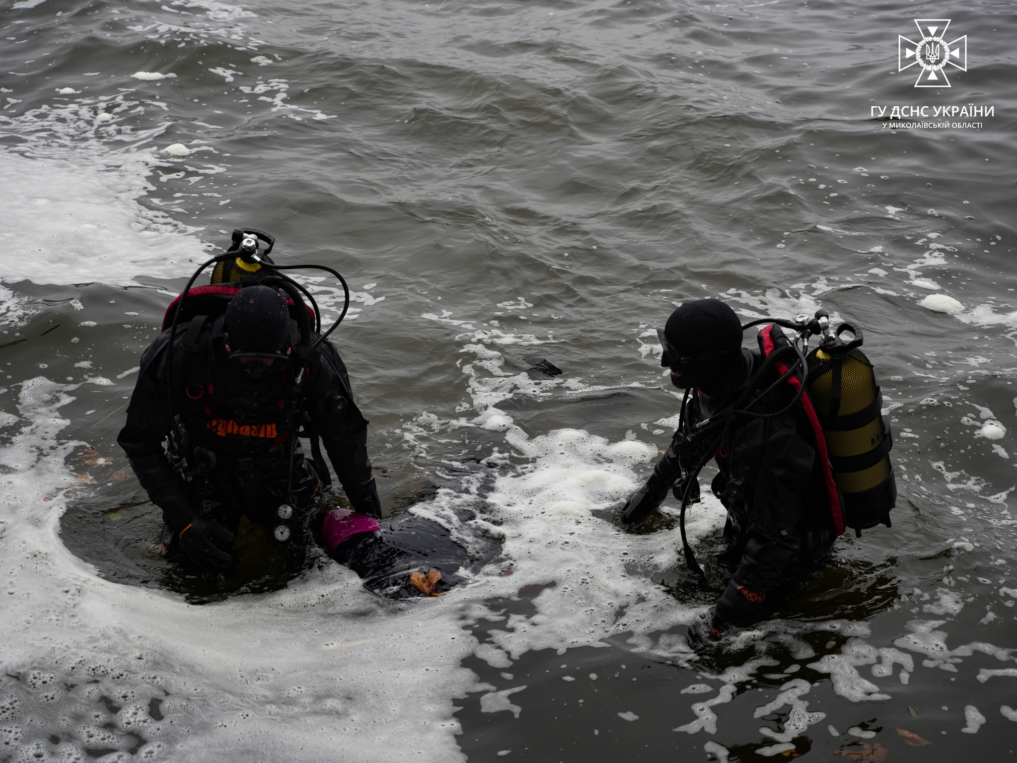 Надзвичайні події Миколаєва: потонула жінка, а ціла сім’я, зокрема і немовля, отруїлась чадним газом