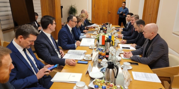 Кубраков зустрівся з новим польським міністром інфраструктури, говорили про блокаду на кордоні (ФОТО)