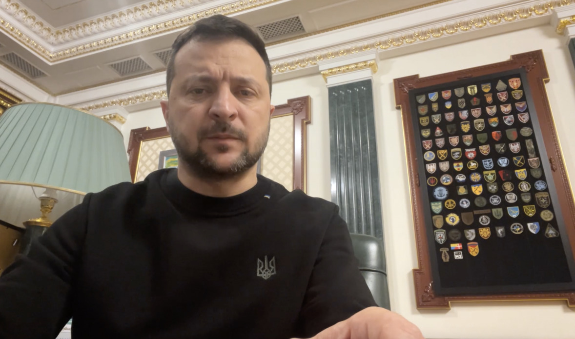 «У передріздвяний час – максимальна увага захисту, максимальна енергія заради того, щоб Україна досягала своїх цілей» – звернення Зеленського (ВІДЕО)