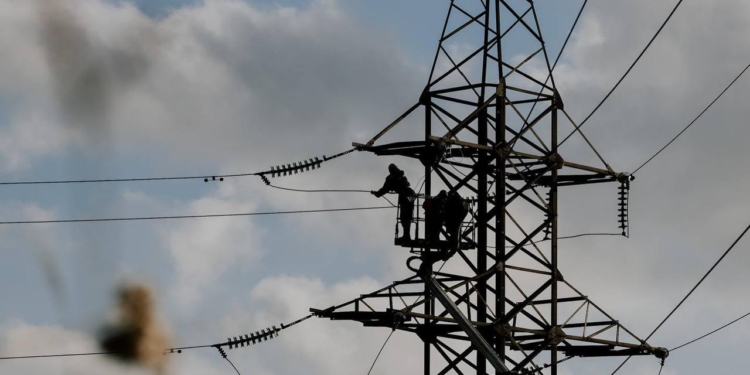 Вісім енергетиків Миколаївщини відзначено державними нагородами, один з них – посмертно