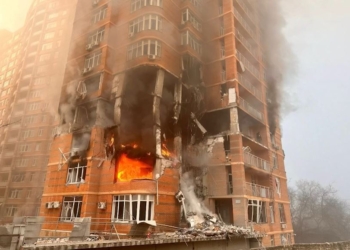 Приблизно 110 ракет було випущено сьогодні по Україні, – Зеленський прокоментував масовану атаку (ВІДЕО)