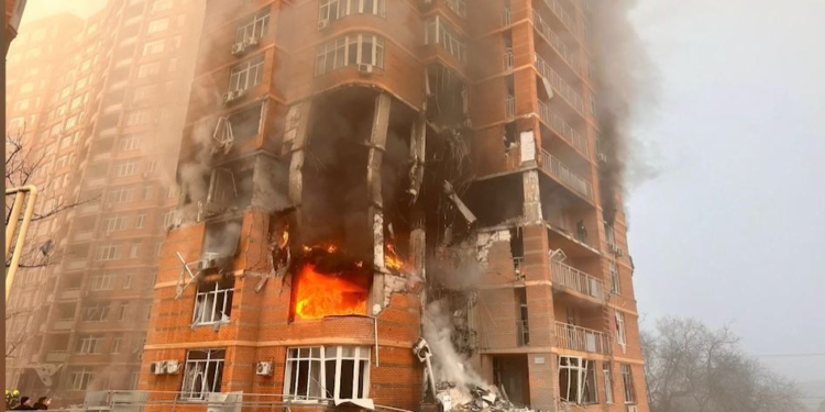 Приблизно 110 ракет було випущено сьогодні по Україні, – Зеленський прокоментував масовану атаку (ВІДЕО)