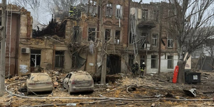 В Одесі кількість жертв зросла до 3 – під завалами знайшли тіло (ФОТО, ВІДЕО)