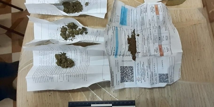 У Южноукраїнську затримали співробітника виправного закладу за постачання наркотиків (ФОТО)