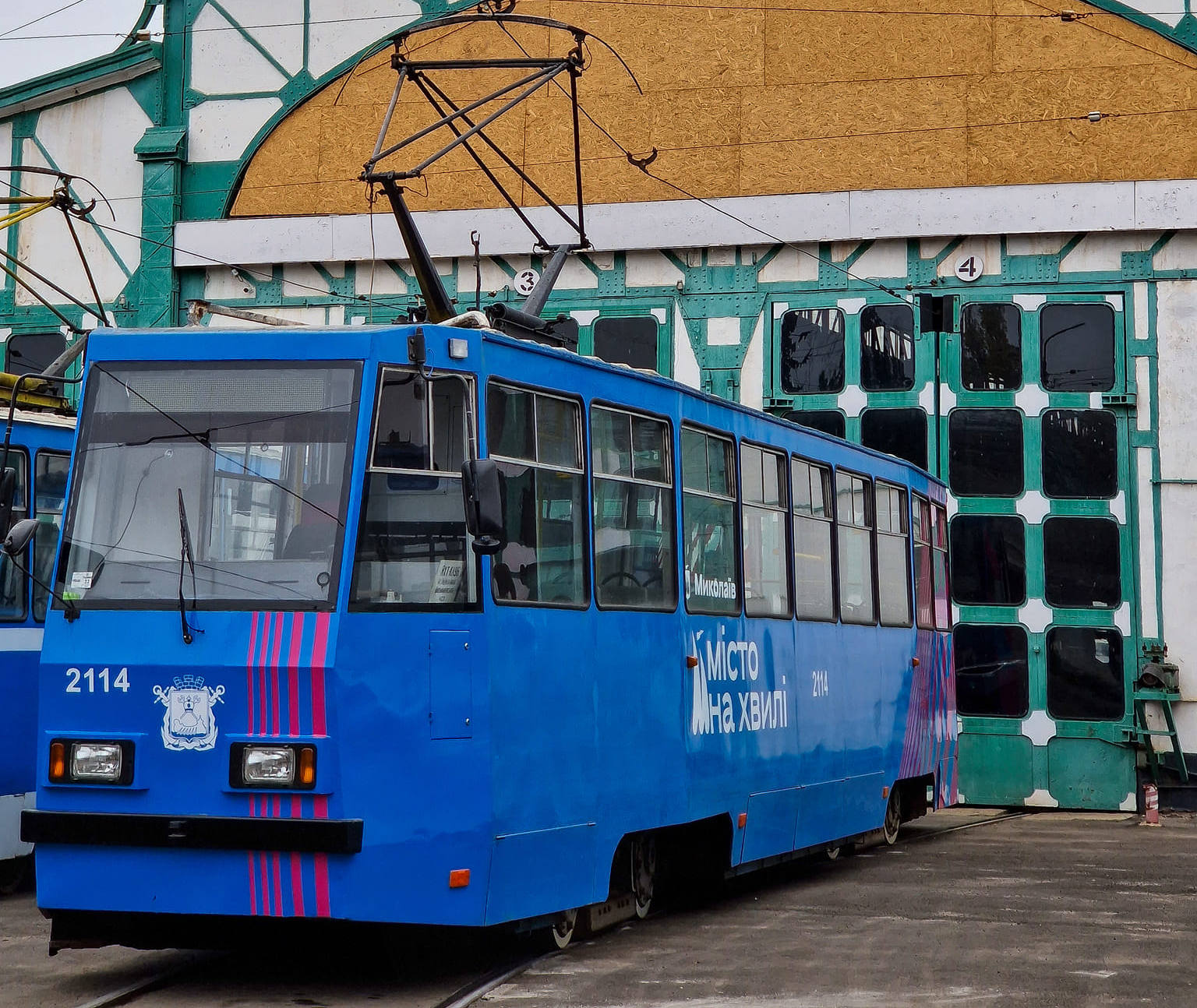 У Миколаєві змінили рух трамваю №3 – знов через аварію на водопровідній мережі