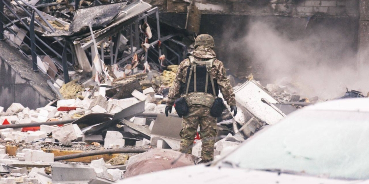 Кількість жертв російської ракетної атаки 29 грудня по Дніпру збільшилась до 7