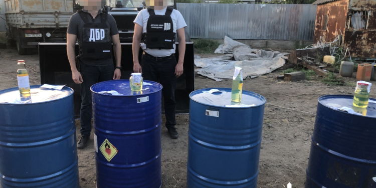 Командир взводу ППО на Одещині продав 20 тонн палива з 30 тонн отриманих (ФОТО)