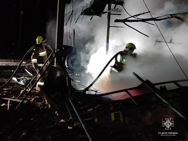 На Миколаївщині через уламки збитих дронів було 3 пожежі (ФОТО, ВІДЕО) 1