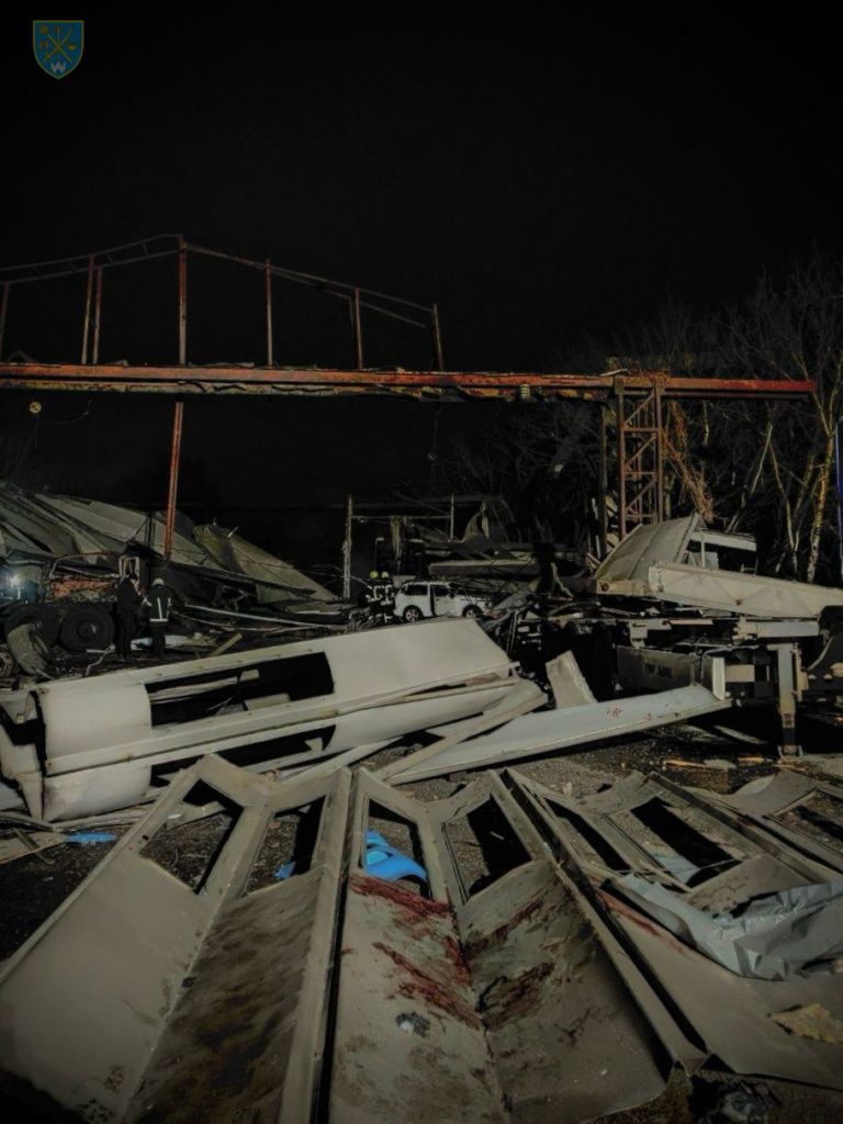 В ОК «Південь» показали наслідки дронової атаки росіян по Одещині – двоє людей поранені, пошкоджена цивільна інфраструктура (ФОТО) 20