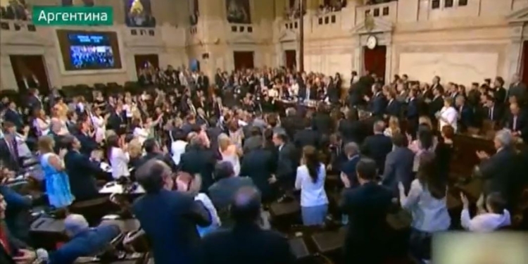 Зеленський в Аргентині зустрівся з Орбаном