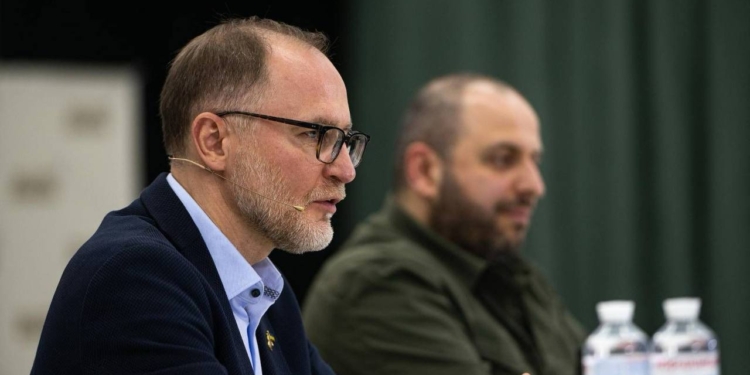 Міністри оборони України та Латвії обговорили створення нової коаліції – Коаліції дронів (ФОТО)