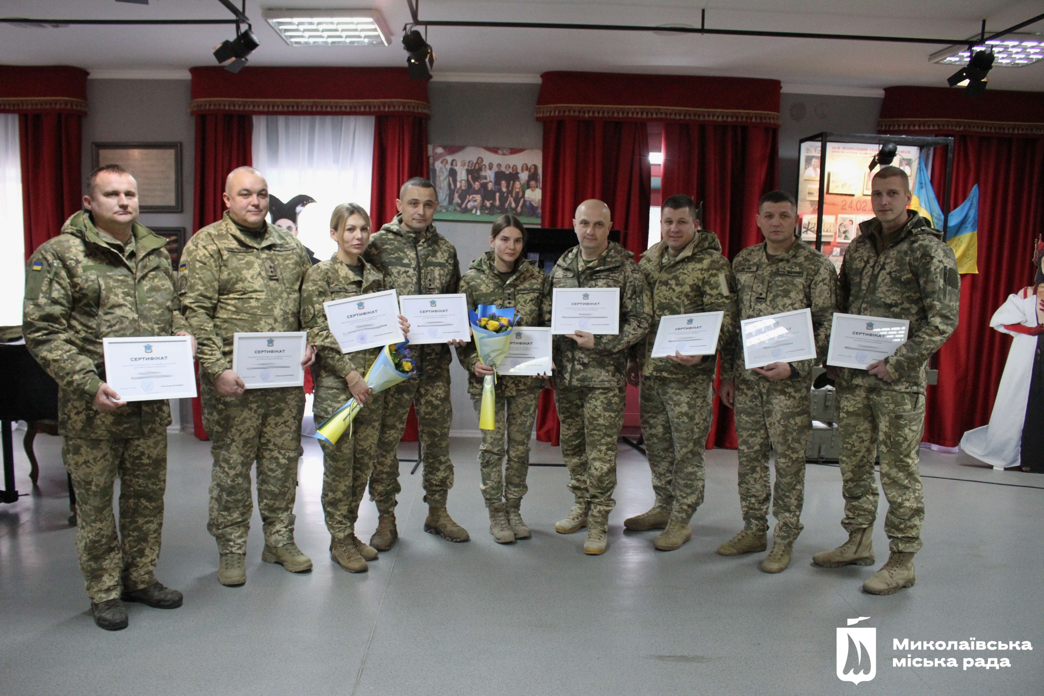 У Миколаєві черговій групі військових вручили сертифікати на придбання квартир (ФОТО)