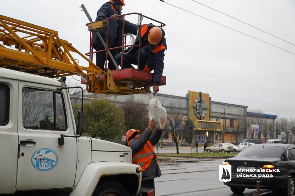 У Миколаєві за рік встановили понад 4 тисячі енергоощадних LED-світильників різної потужності (ФОТО) 4