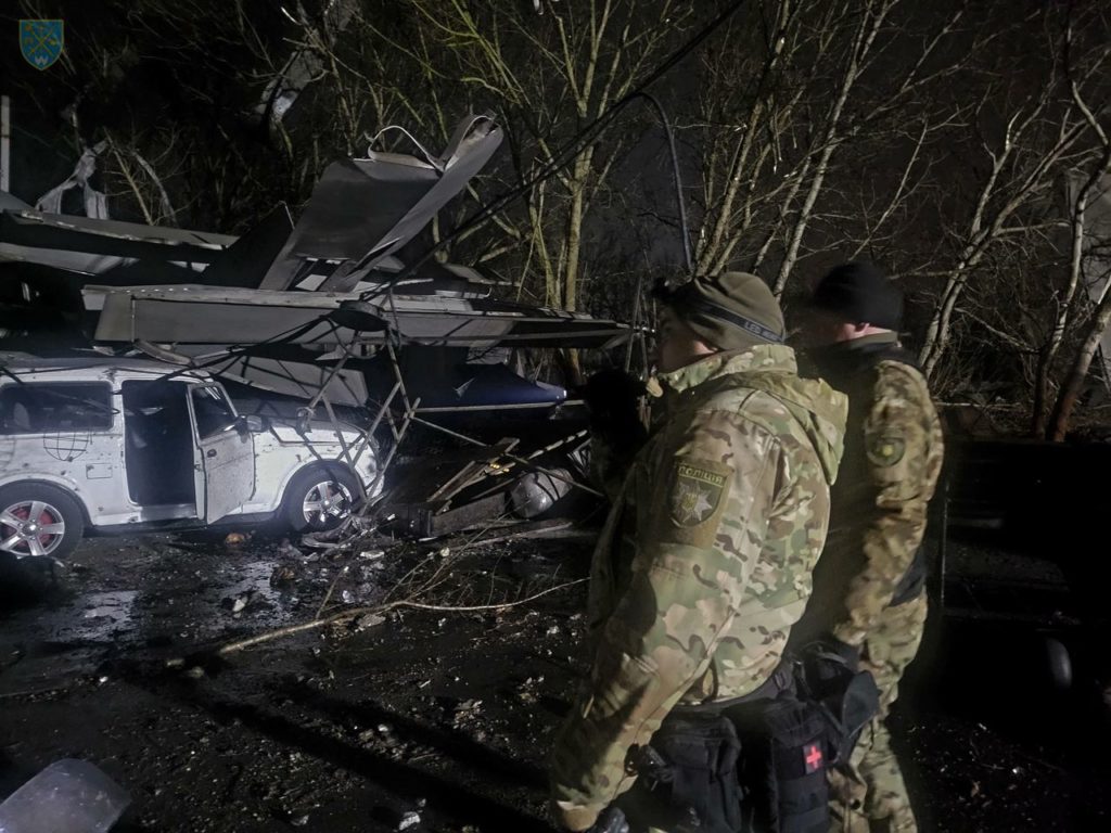 В ОК «Південь» показали наслідки дронової атаки росіян по Одещині – двоє людей поранені, пошкоджена цивільна інфраструктура (ФОТО) 6