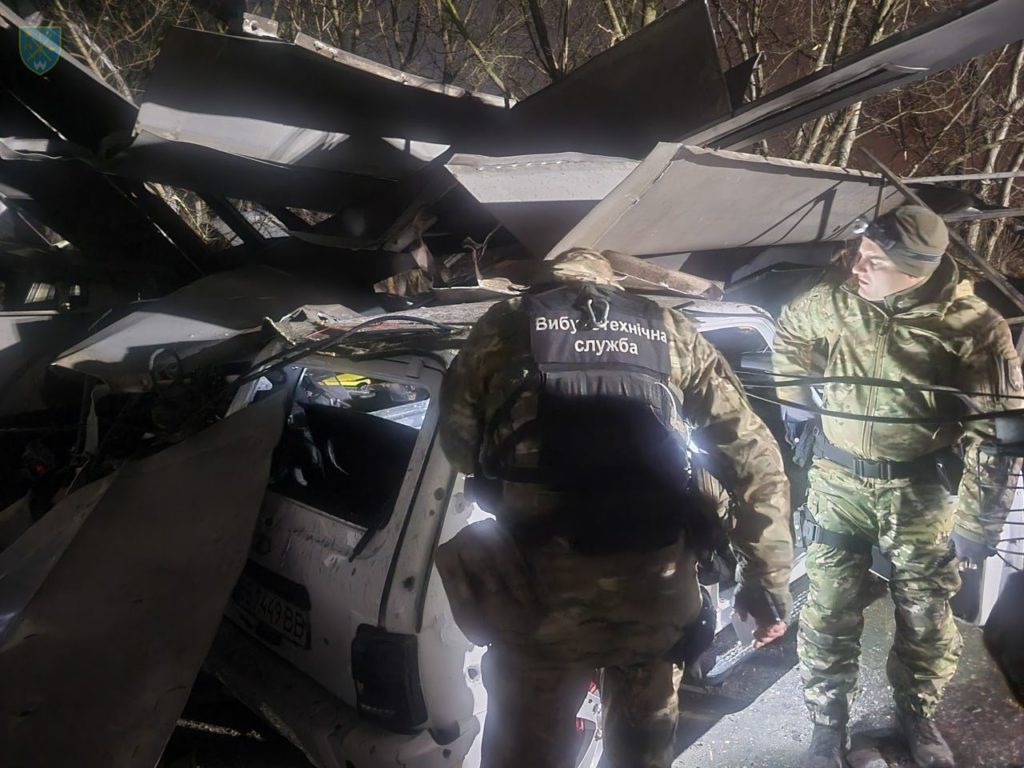 В ОК «Південь» показали наслідки дронової атаки росіян по Одещині – двоє людей поранені, пошкоджена цивільна інфраструктура (ФОТО) 8