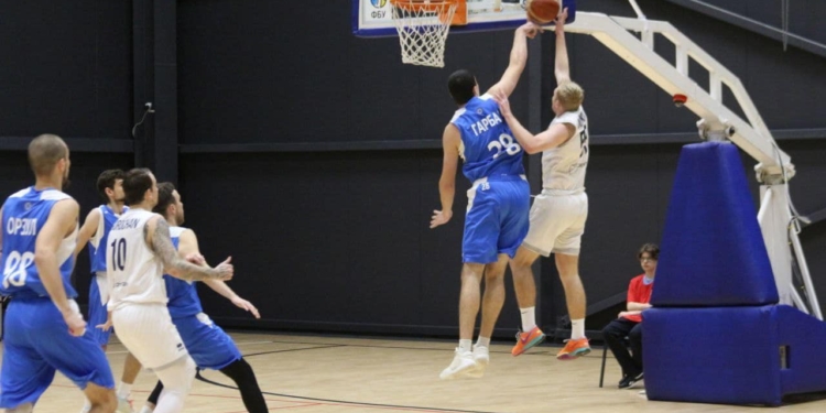 П’ятий тур регулярного чемпіонату Вищої ліги з баскетболу «Ніко-Баскет» завершив двома перемогами і однією поразкою (ФОТО)