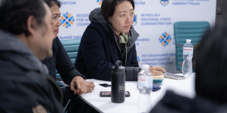 На Миколаївщині побували азійські медіа: розпитували про відновлення та виклики після російської агресії (ФОТО)