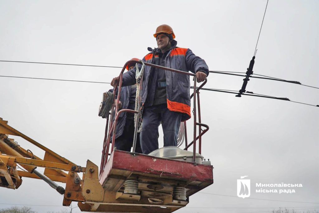 У Миколаєві за рік встановили понад 4 тисячі енергоощадних LED-світильників різної потужності (ФОТО) 8