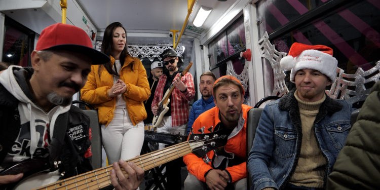 «Новорічний трамвай»: завтра – прем’єра нового новорічного мюзиклу, знятого миколаївцями для миколаївців (ФОТО)