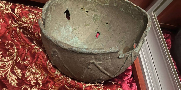 На Харківщині намагалися продати артефакти 2 сторіччя до нашої ери (ФОТО)