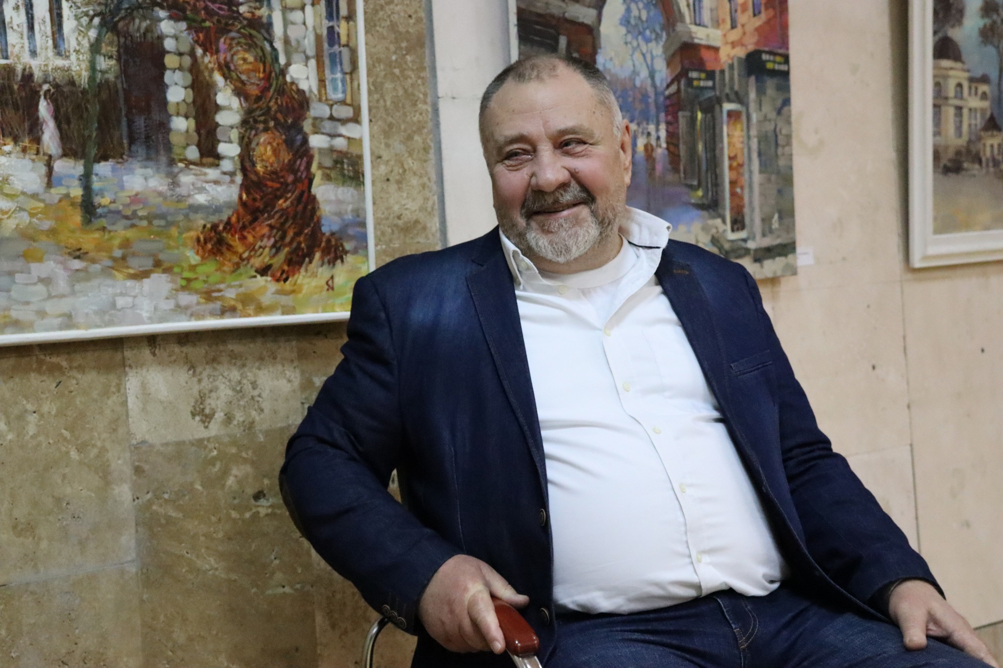 Романтичний і ліричний Миколаїв: у бібліотеці ім.Кропивницького відкрилась виставка живопису Леоніда Ященка (ФОТО)