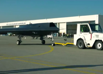 Новий турецький ударний дрон Anka III показав себе в польоті. Що він може (ВІДЕО)