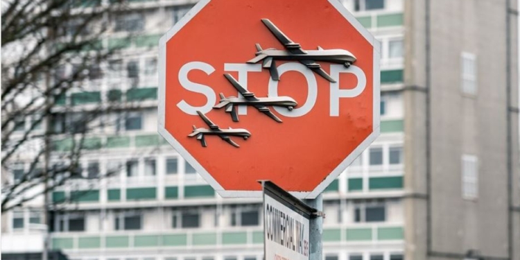 В Лондоні вкрали нову антивоєнну роботу Бенксі (ФОТО, ВІДЕО)