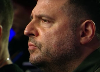 Війна тільки прискорила процес «бронзовіння», – психолог про пресконференцію і еволюцію Зеленського