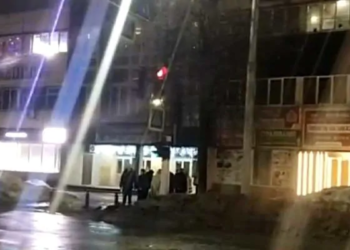 Брянськ атакували невідомі жужики – летіли на завод мікроелектроніки для “Іскандерів” (ВІДЕО)