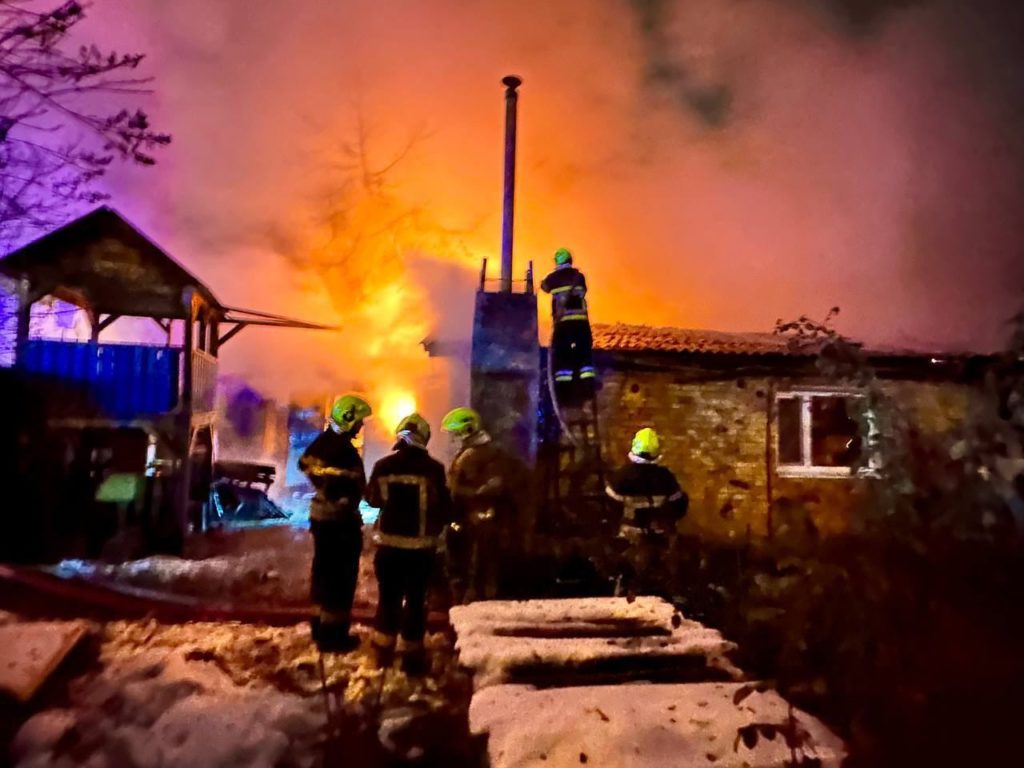 Ракетна атака на Київ - 10 вибухів, 51 постраждалий (ФОТО) 6