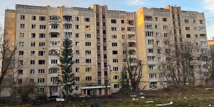 У Львові внаслідок ракетної атаки 1 людина загинула, 8 постраждалих (ФОТО)