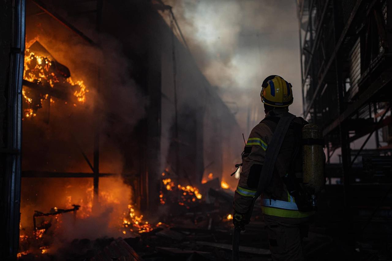 Кількість жертв сьогоднішньої атаки на Україну зросла до 30. Поранених більше 160